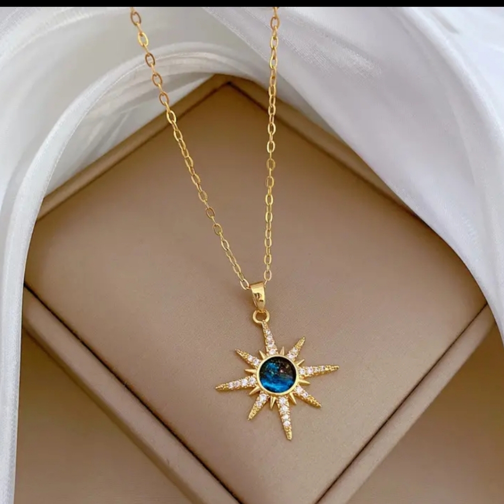 BRAND NEW ** GORGEOUS SUNBURT NECKLACE